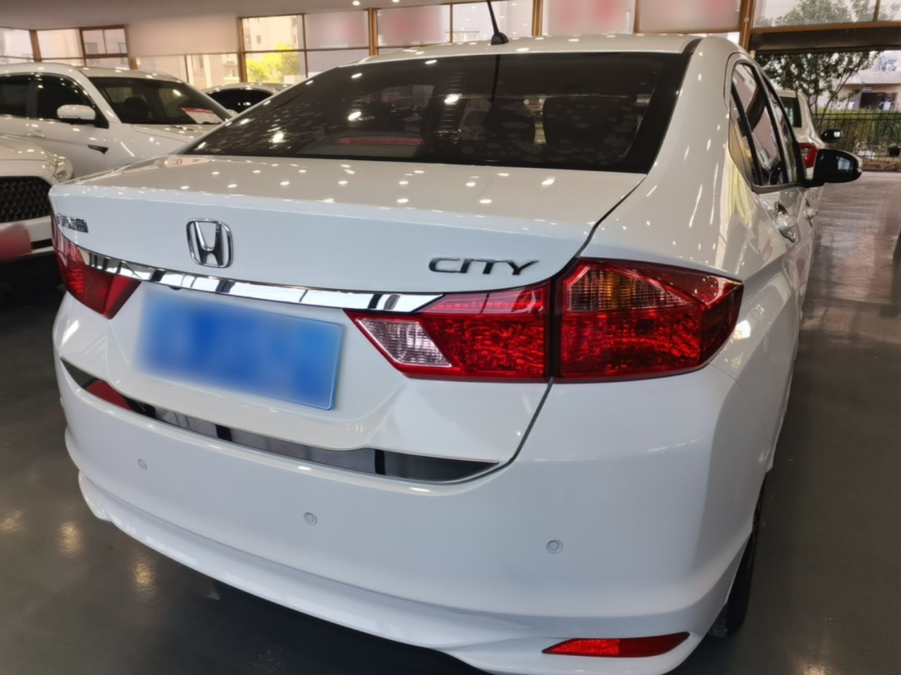 2018 1.5L CVT photo 5
