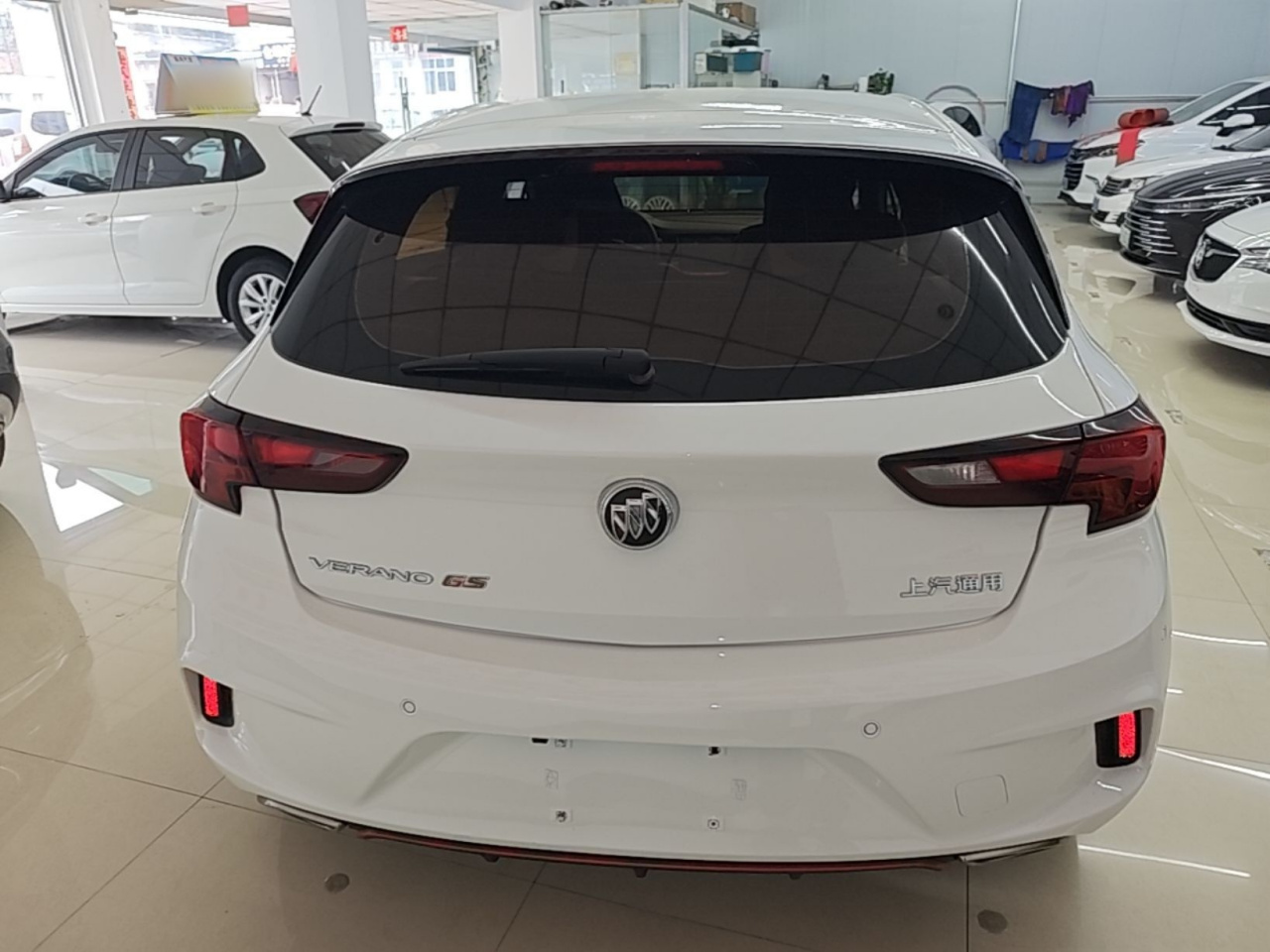 Verano 2016 Hatchback GS 20T DCT Sport photo 5