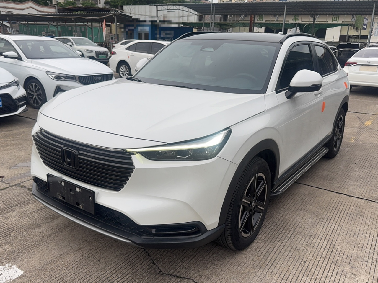 Vezel 2023 1.5L CVT Tech