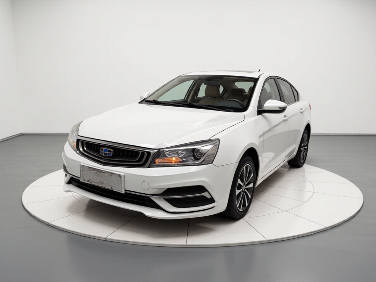 Emgrand 2018 1.5L CVT Luxury