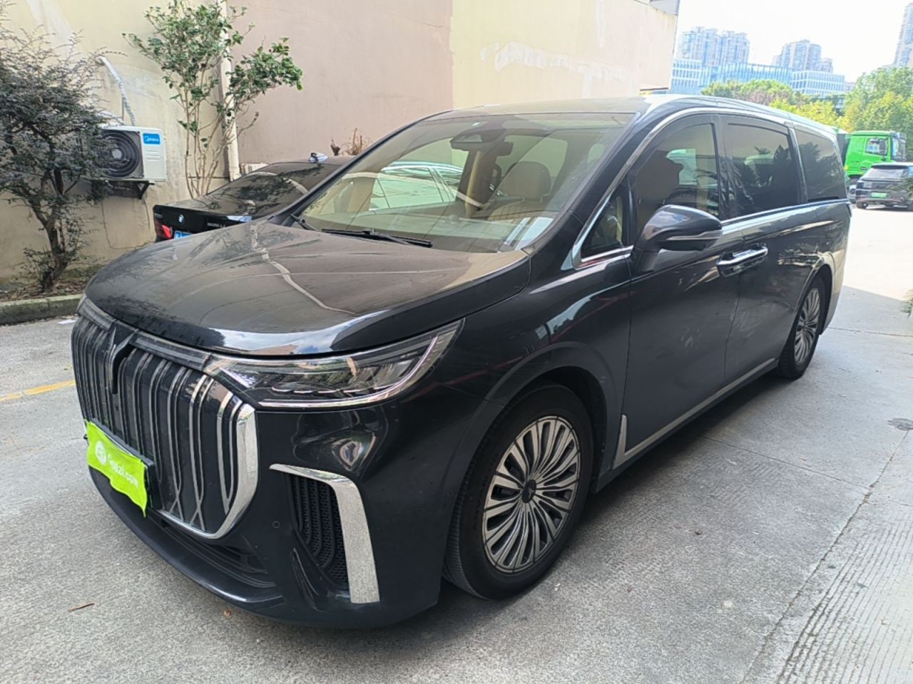 Voyah Dreamer 2022 0 + Smart 475km