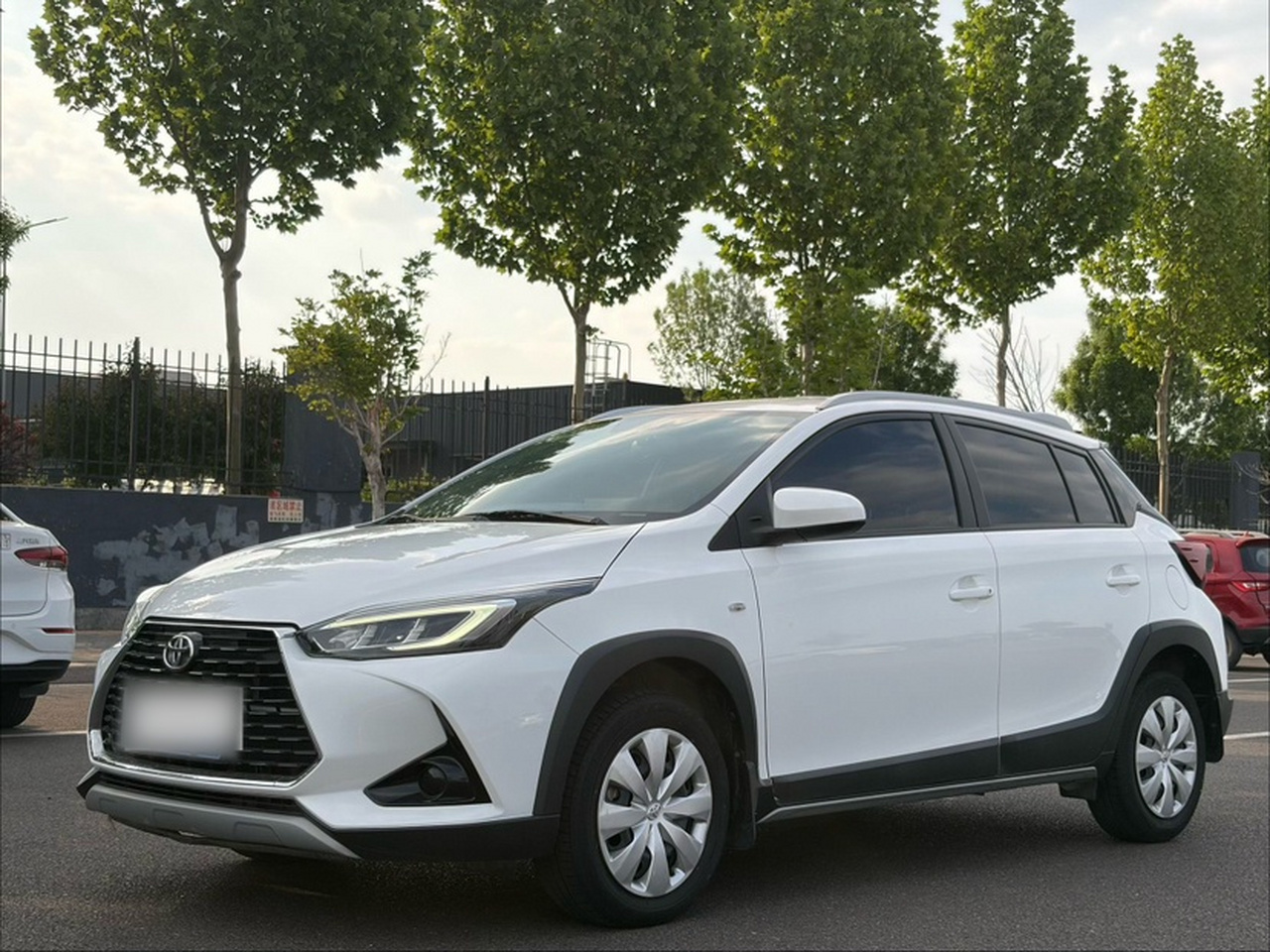 YARiS L 2021 X 1.5L CVT Leading