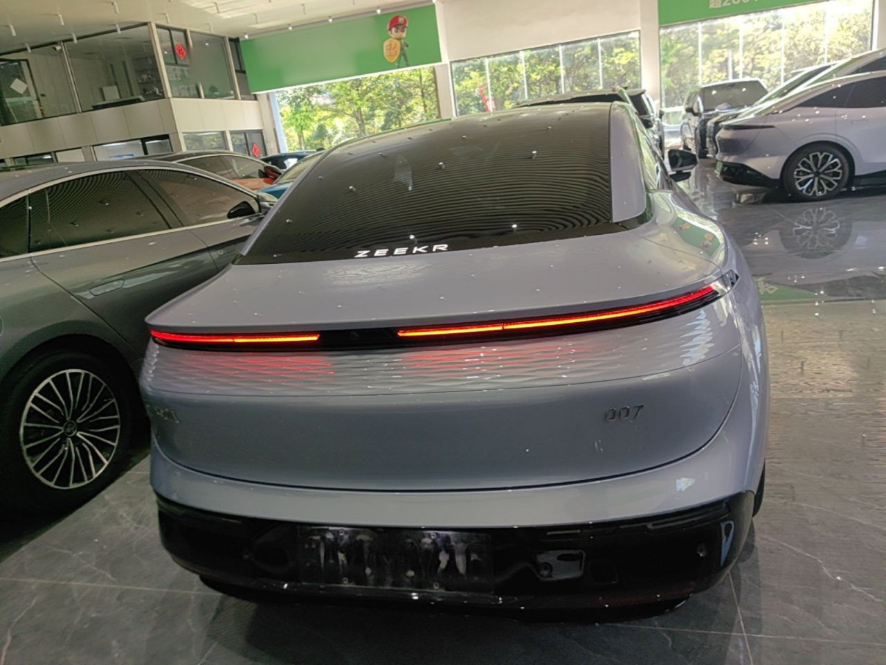 007 2025 RWD ADAS 75kWh photo 5