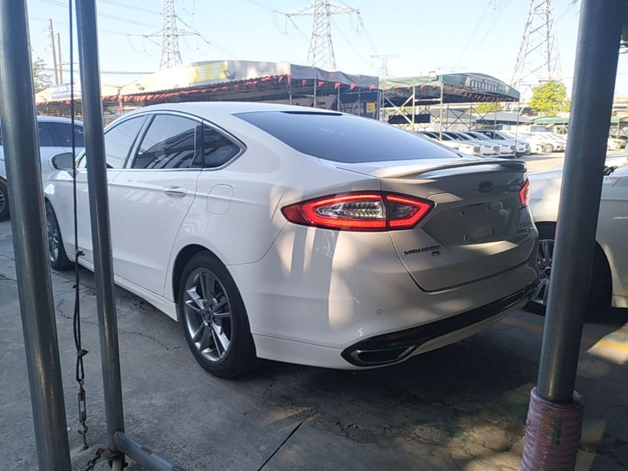 Mondeo 2013 2.0L GTDi240 Luxury Sport photo 4