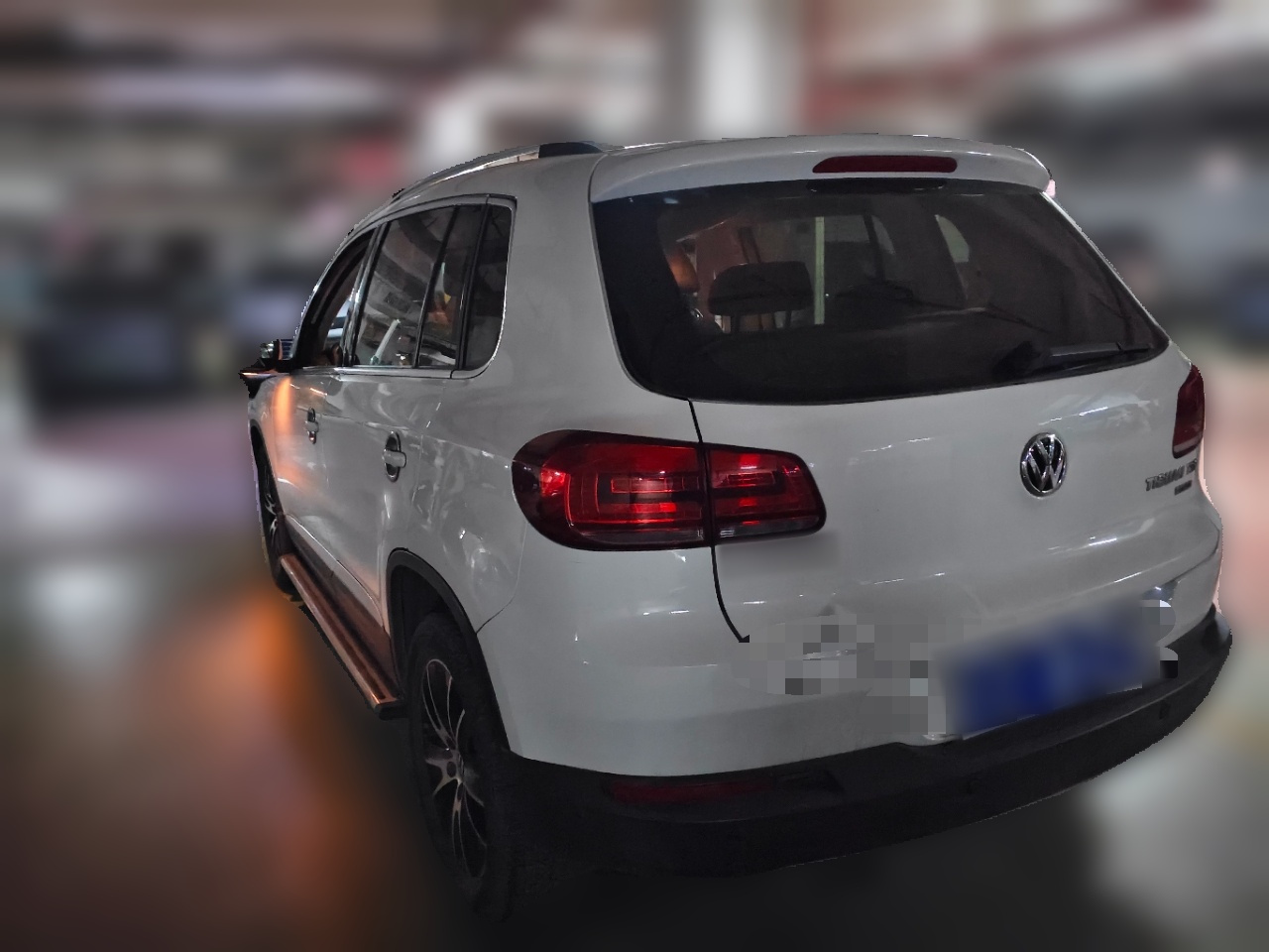 Tiguan 2015 1.8TSI AT RWD Luxury photo 4