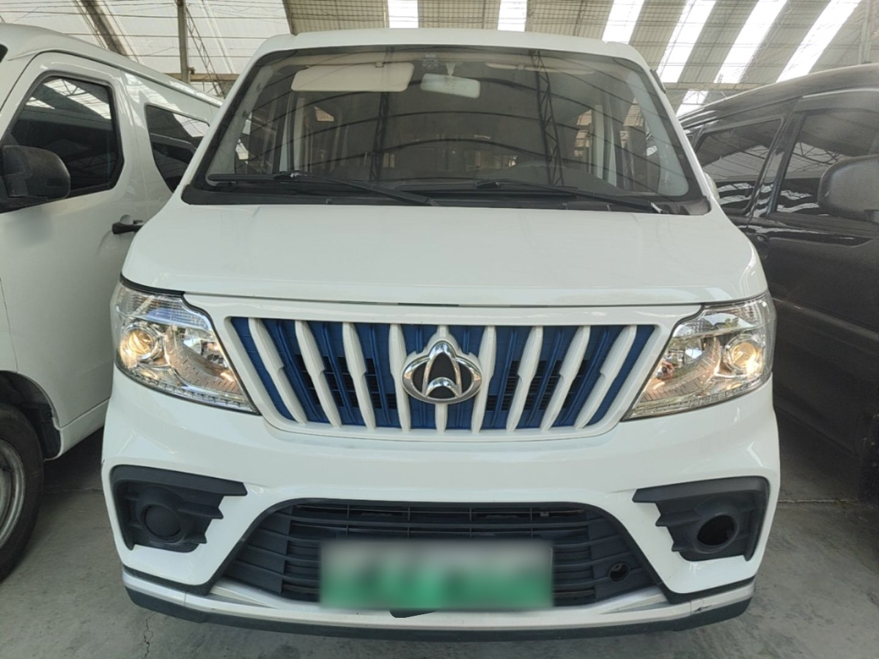Changan EM80 2024 Comfort 6-Seater 41.86kWh photo 2