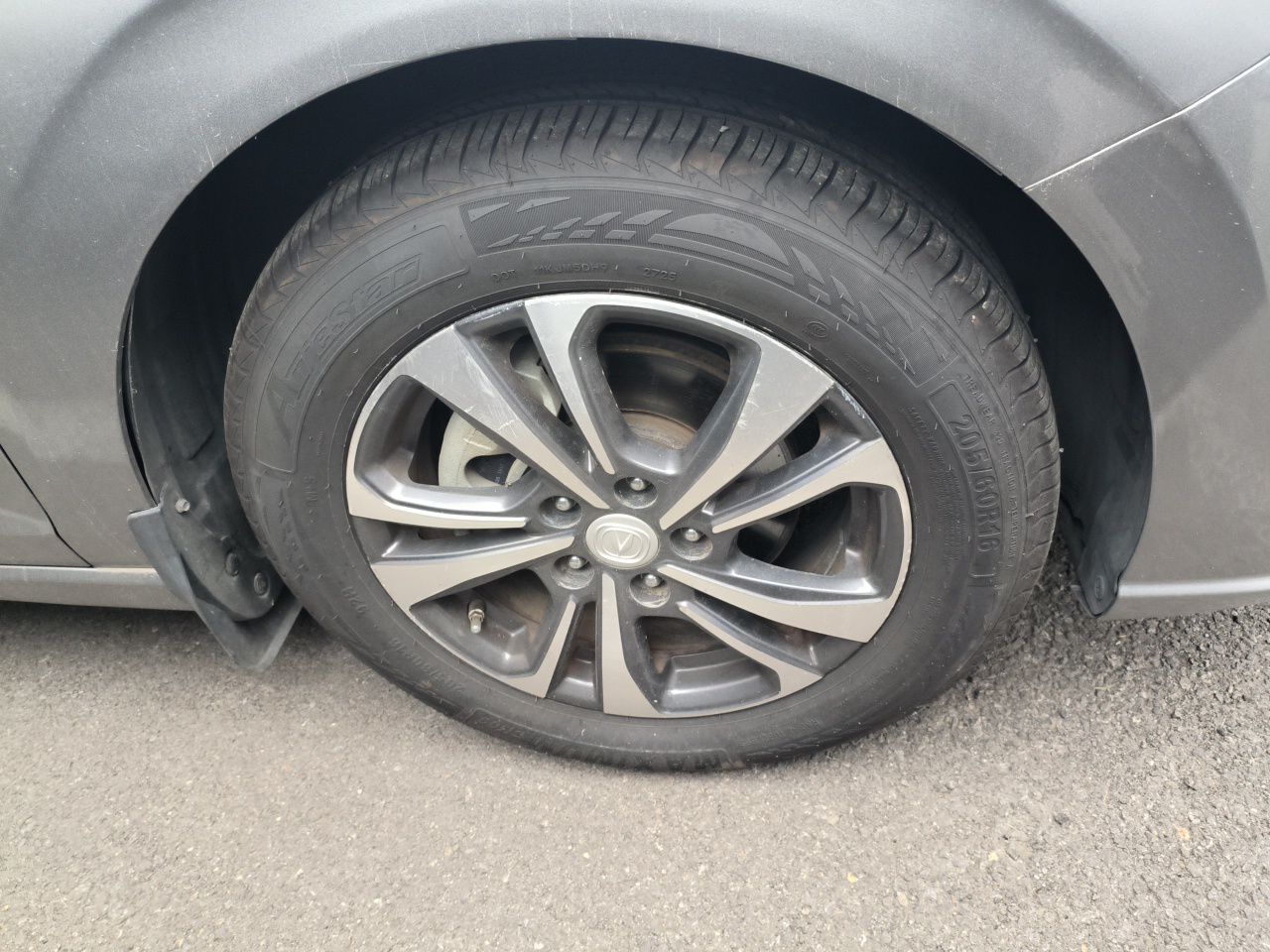 Eado 2020 PLUS NE 1.4T GDI DCT Premium photo 5