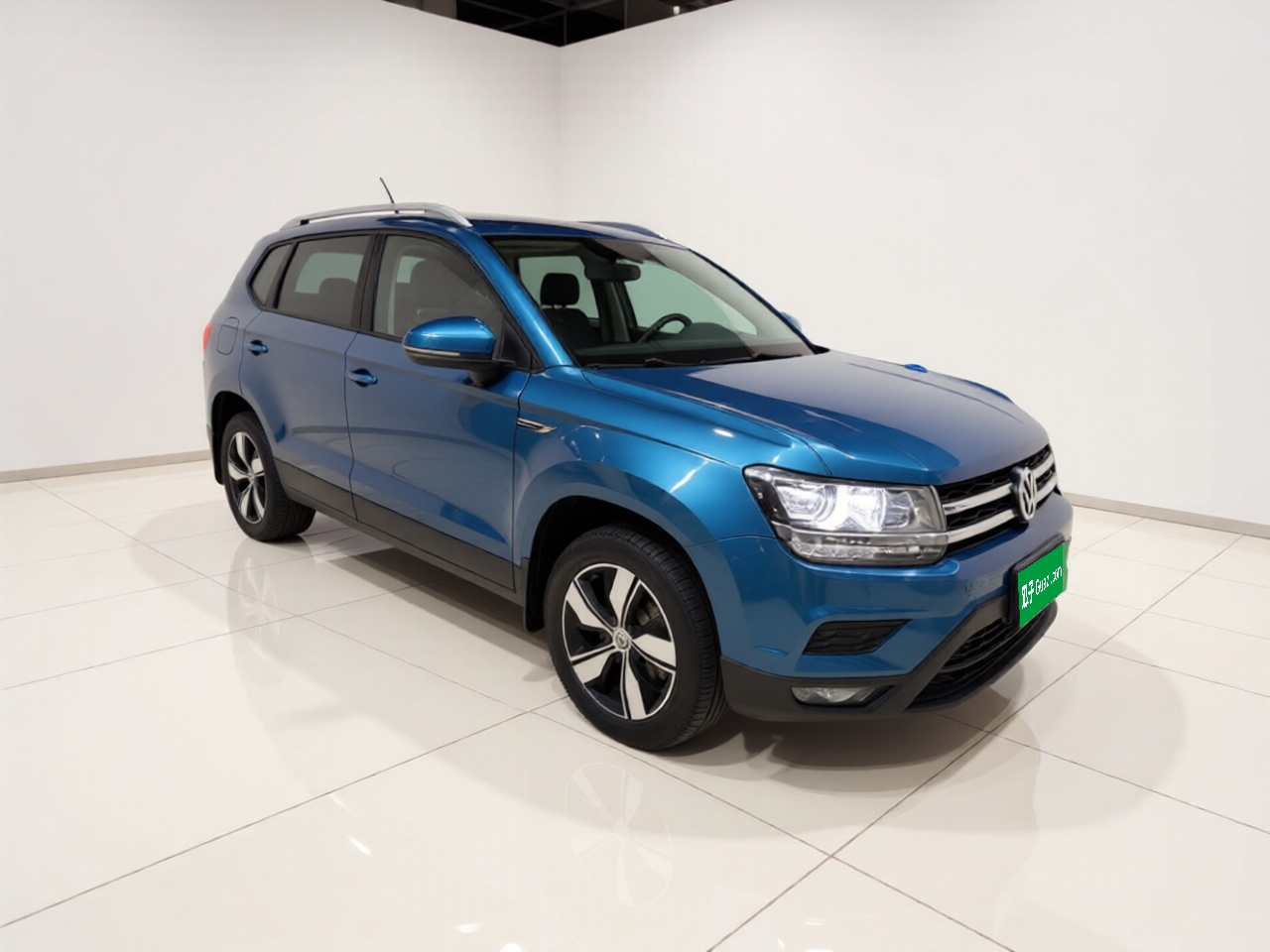Tharu 2020 280TSI RWD Comfort China VI photo 3