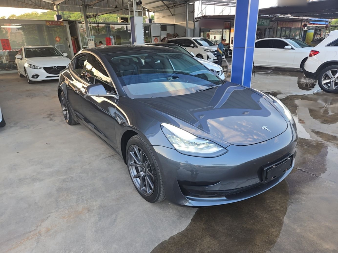 Model 3 2020 Standard Range RWD Upgraded photo 3