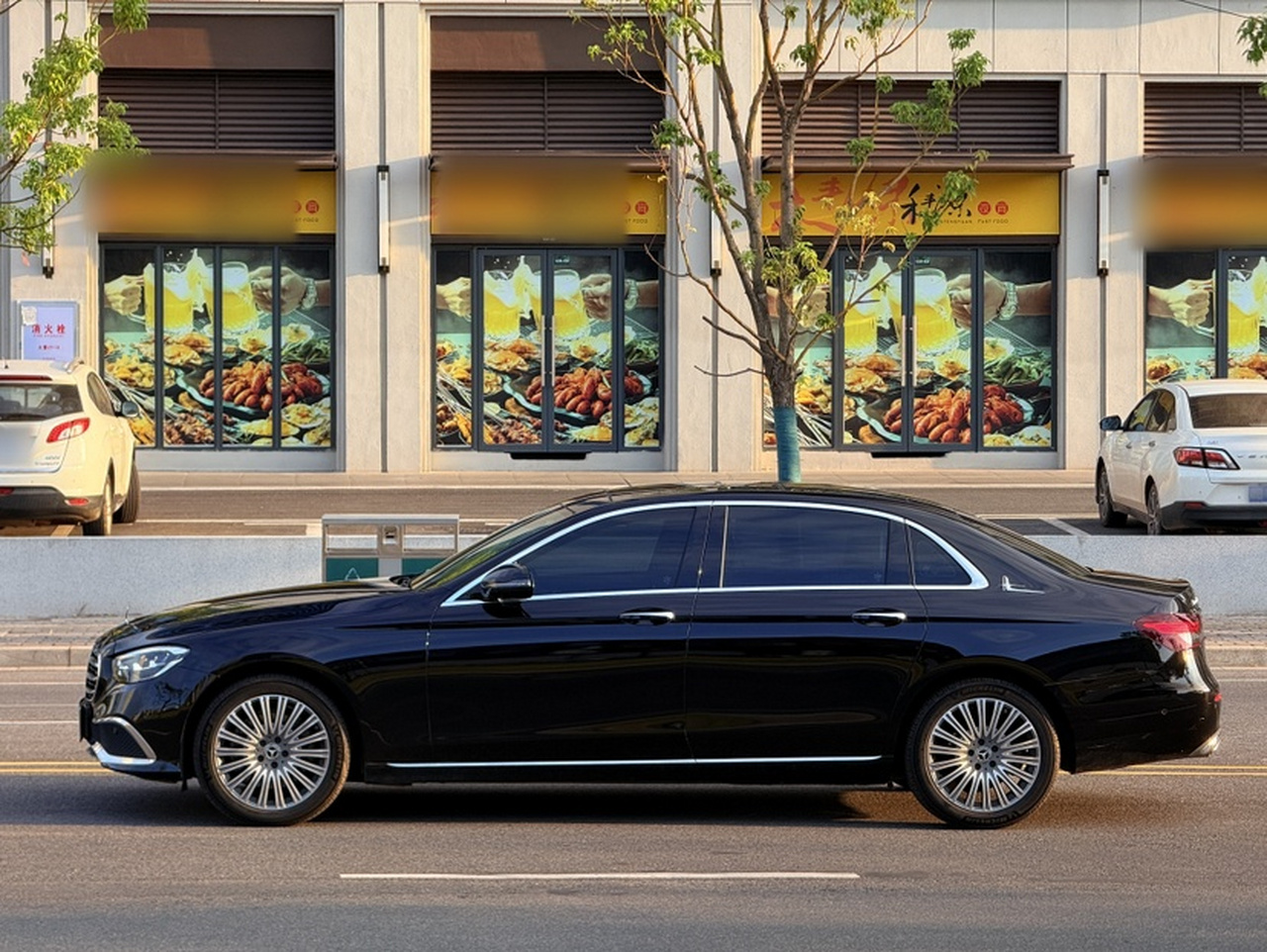 E-Class 2021 E 300 L Luxury photo 3