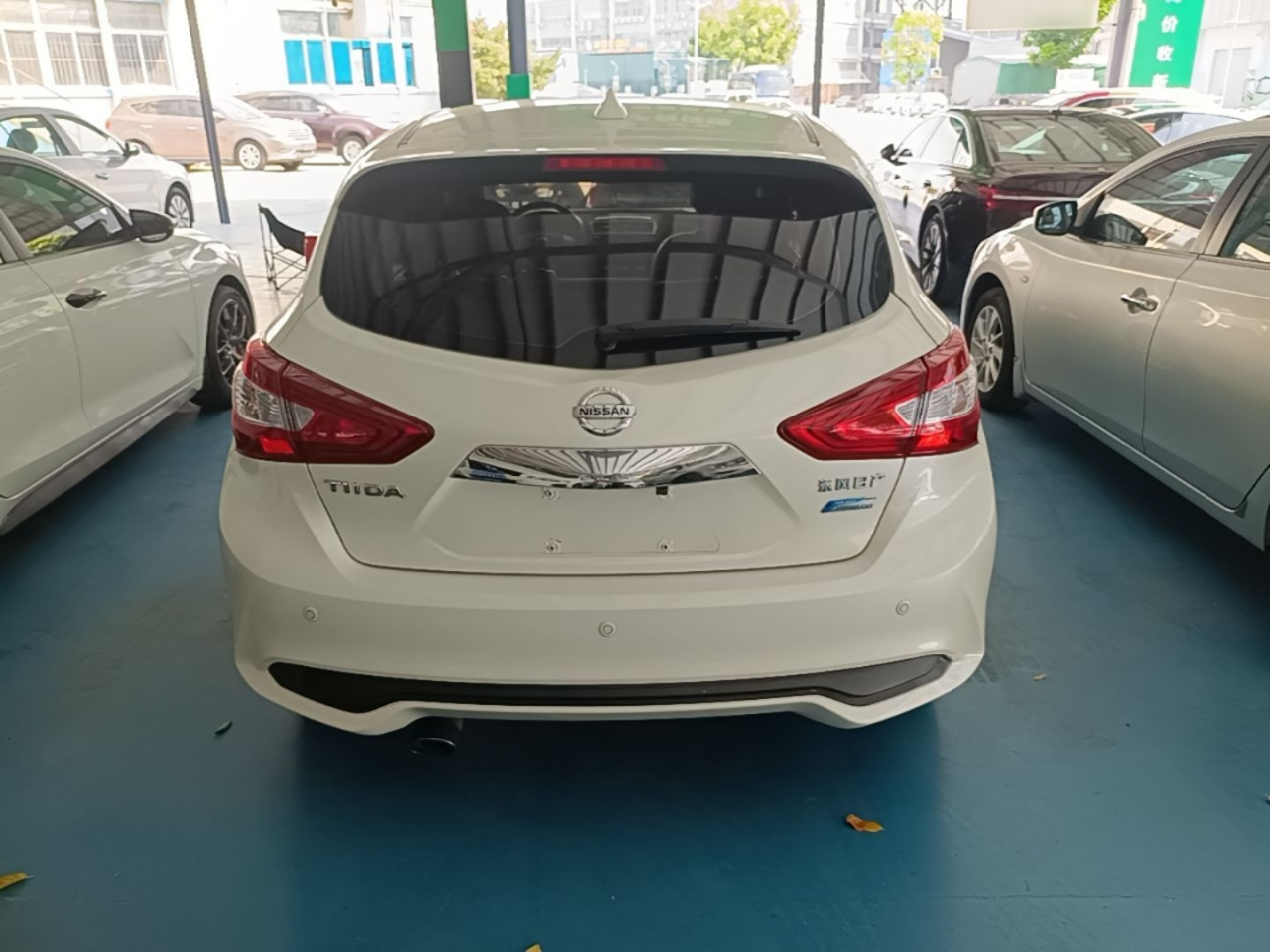 Tiida 2016 1.6L CVT photo 3