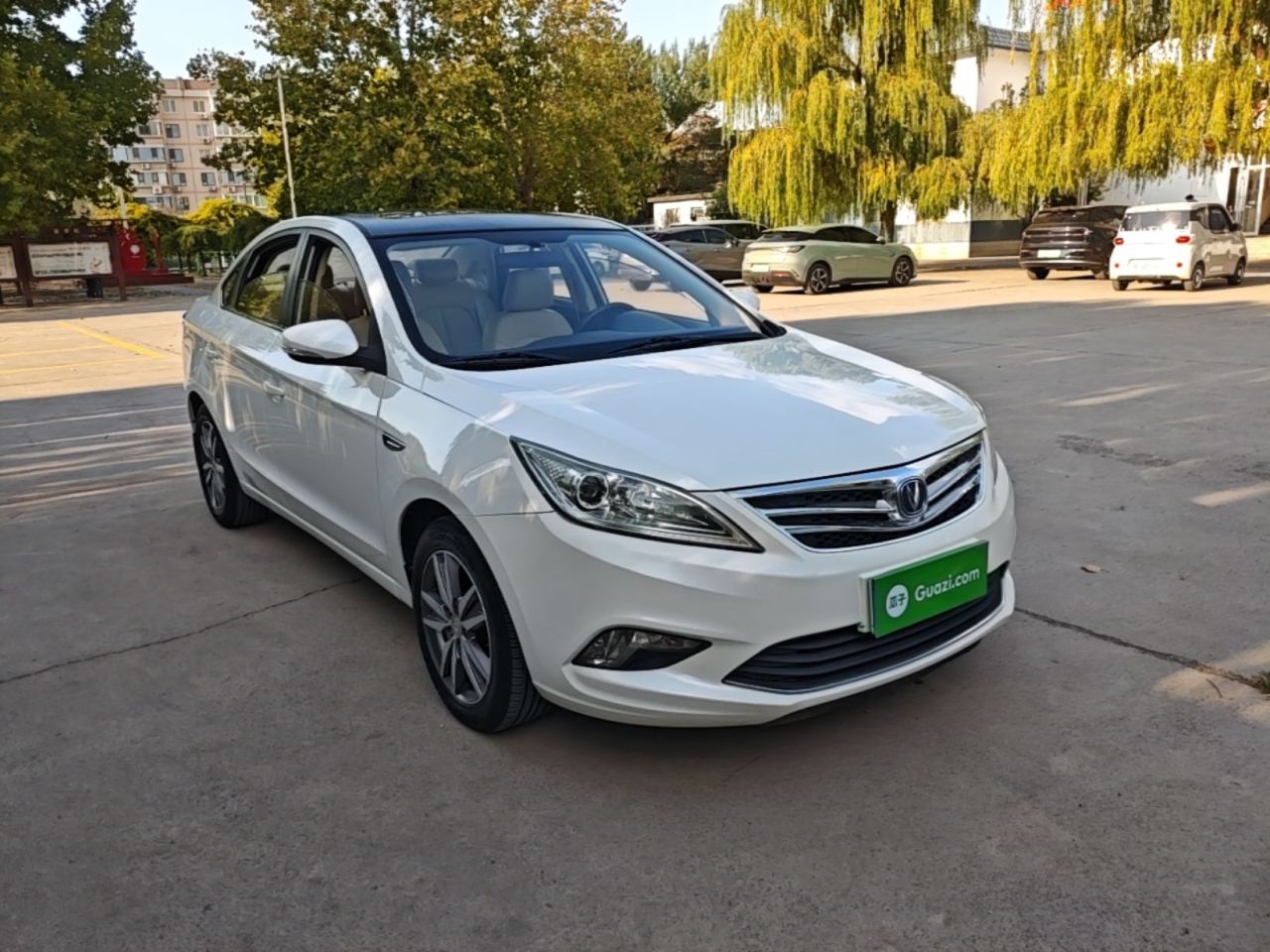 Eado 2015 1.6L MT Luxury IV photo 3