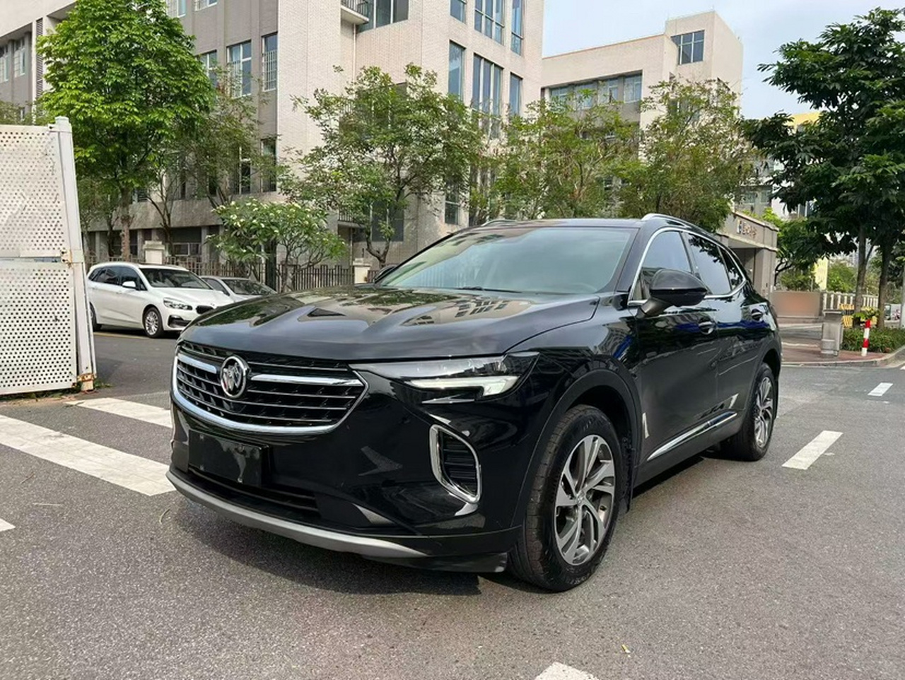 2022 Envision S 552T RWD Luxury