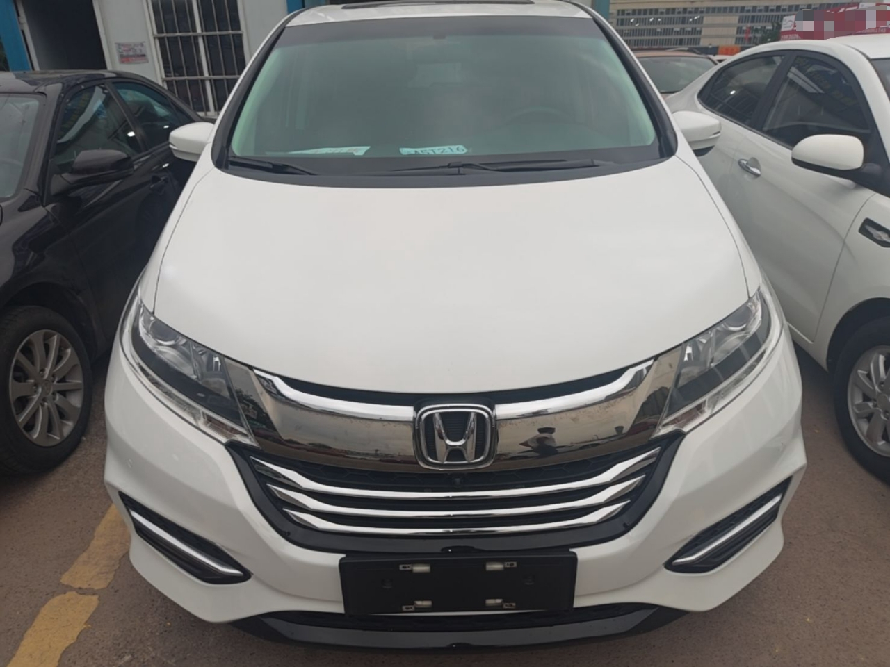 Odyssey 2018 2.4L Luxury photo 2