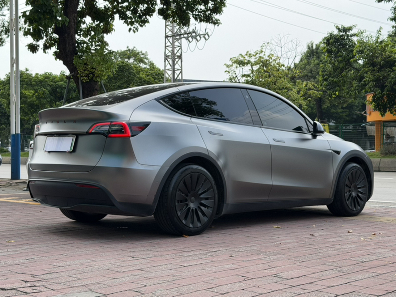 Model Y 2022 Facelift RWD photo 4