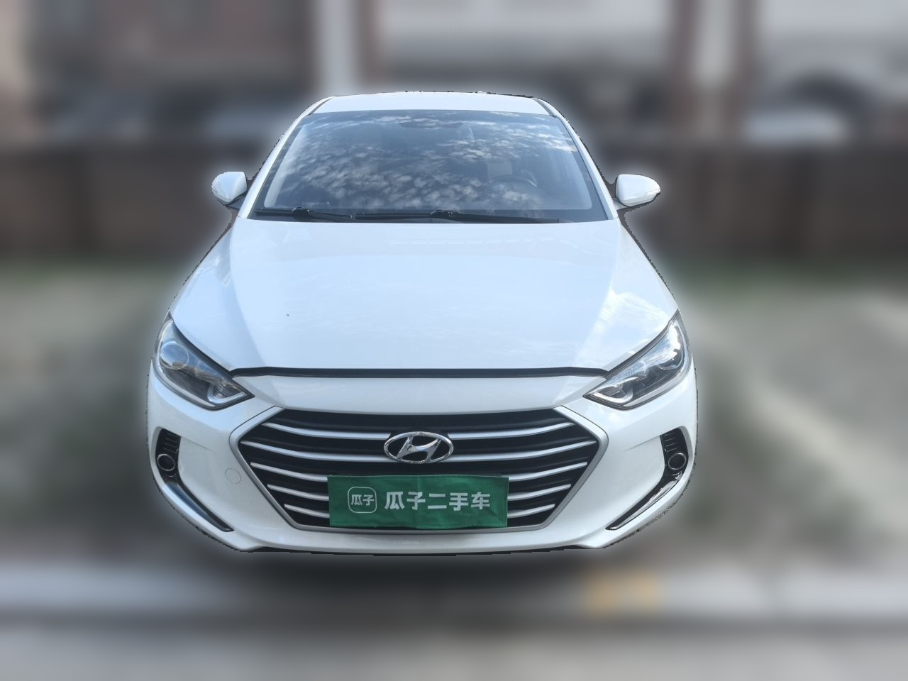 Elantra 2016 1.6L MT Smart photo 2