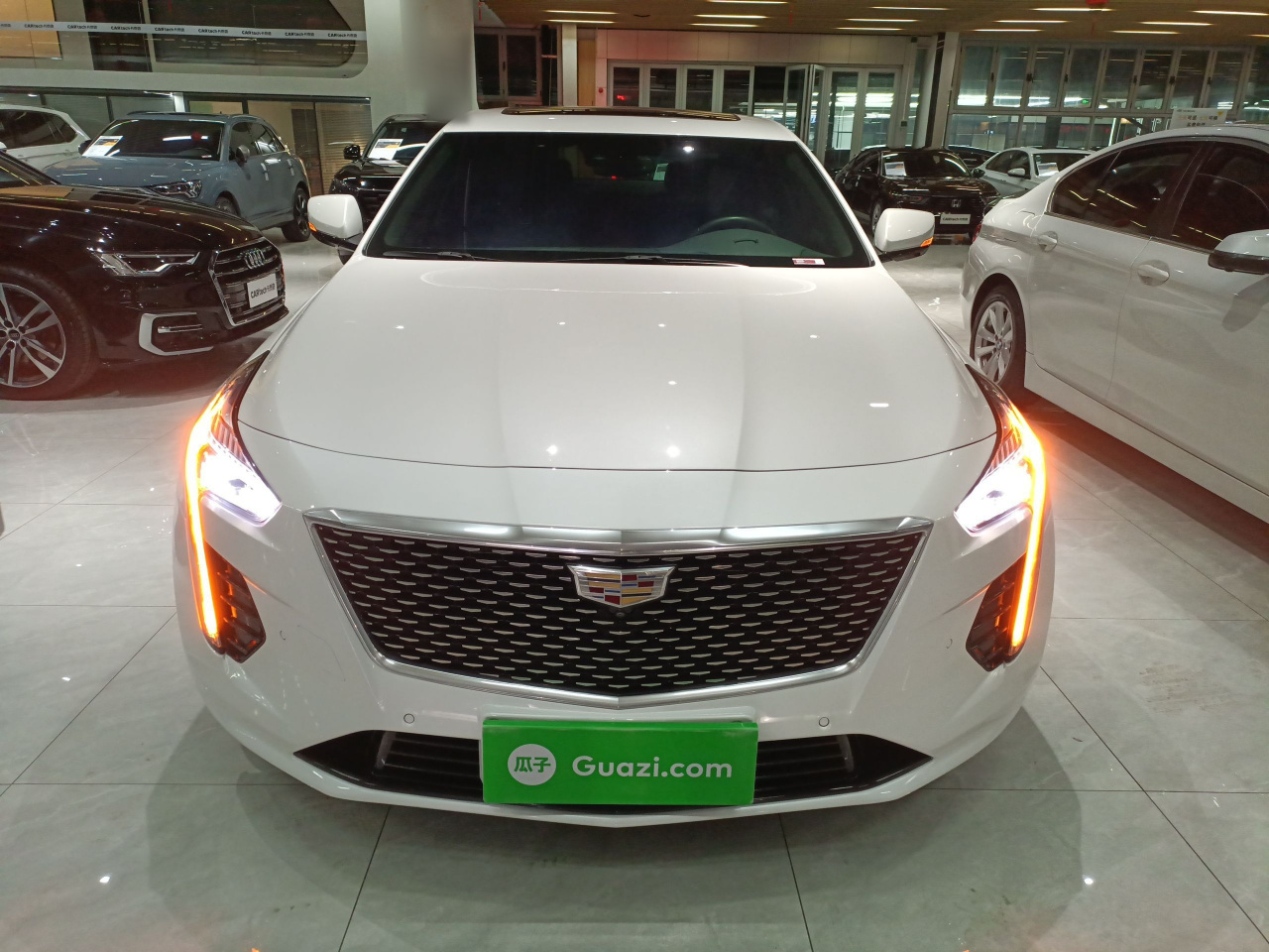 CT6 2022 28T Luxury photo 2