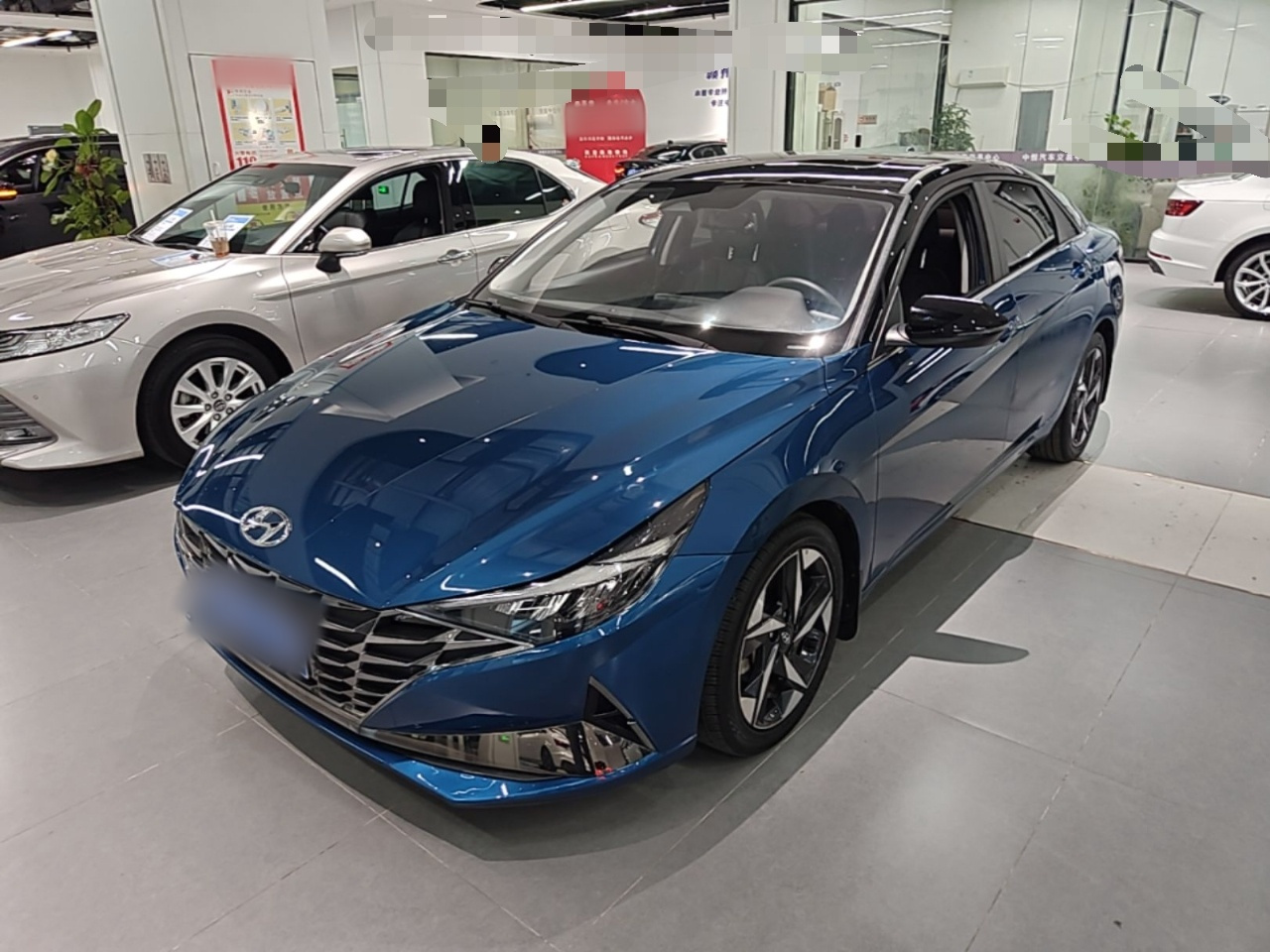 Elantra 2022 1.5L CVT LUX Premium