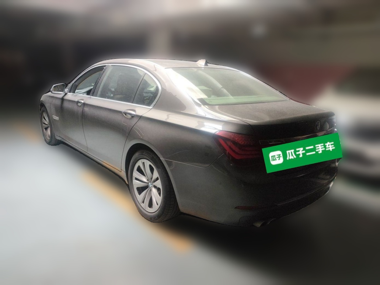 7 Series 2013 730Li Leading photo 4