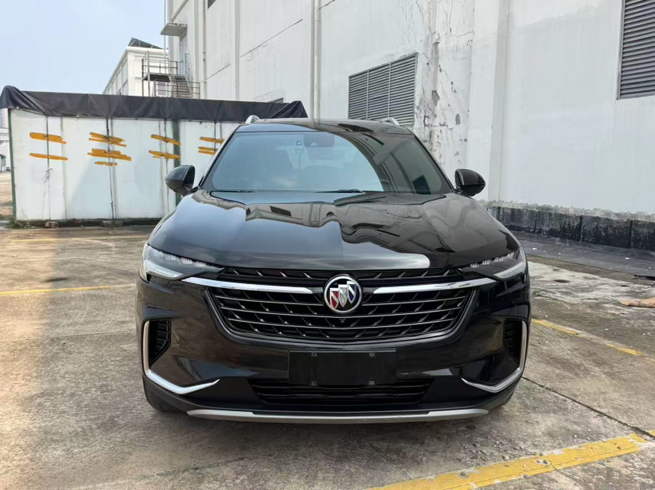 2022 Envision Plus 652T 5-Seater Luxury photo 4