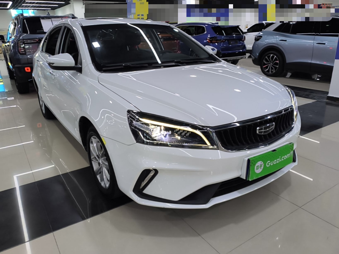 Emgrand 2021 UP 1.5L CVT photo 3