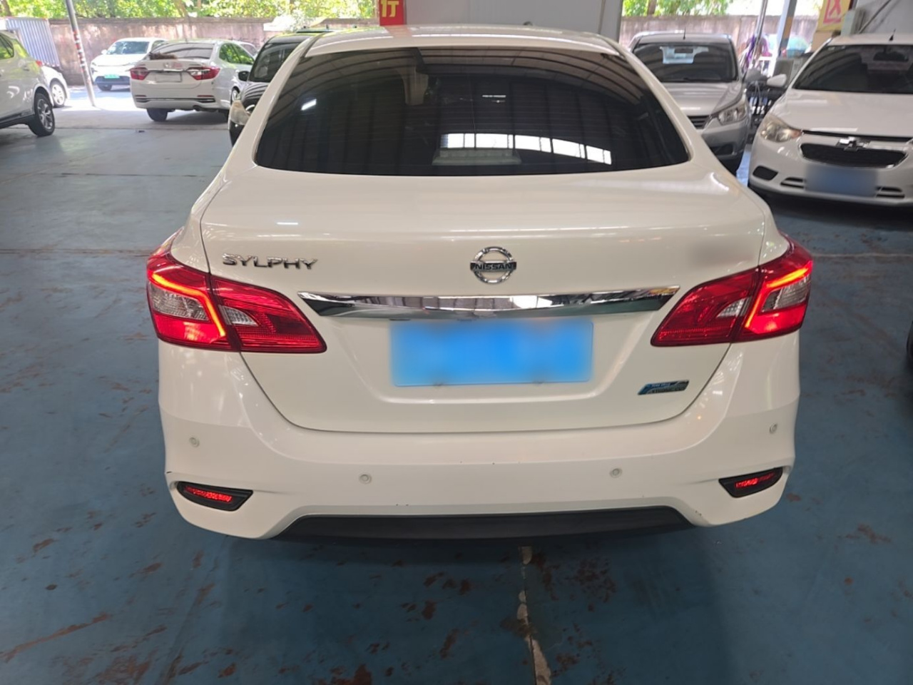 Sylphy 2018 1.6XV CVT Exclusive photo 3