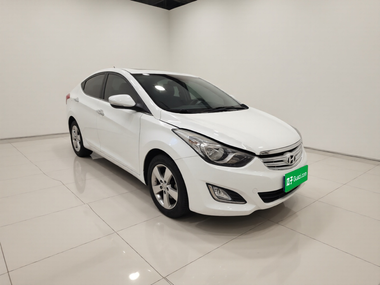 Elantra 2012 1.6L AT Leading photo 3