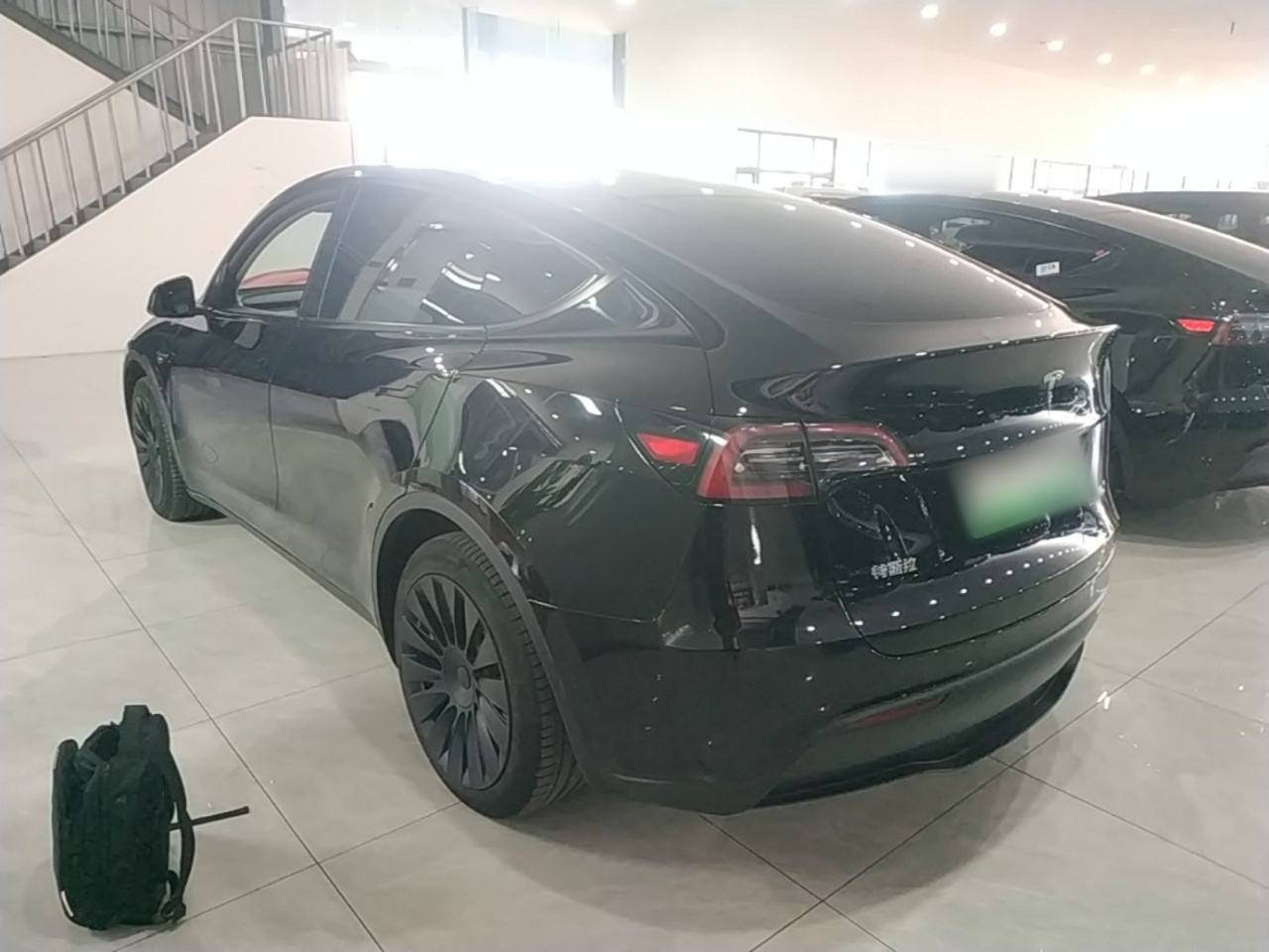 Model Y 2023 RWD photo 4