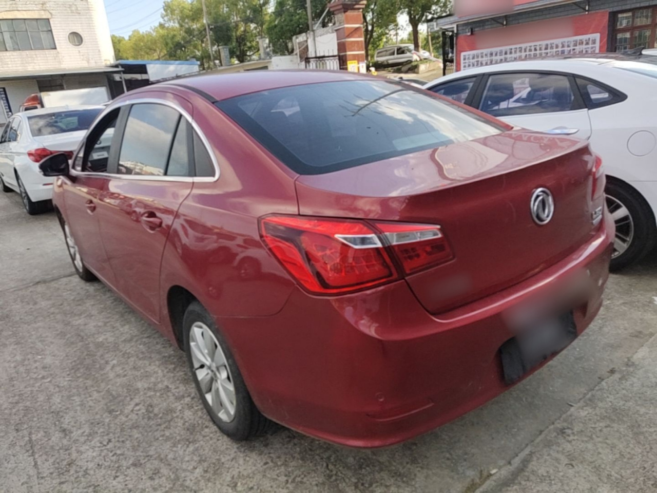 L60 2015 1.8L AT photo 4