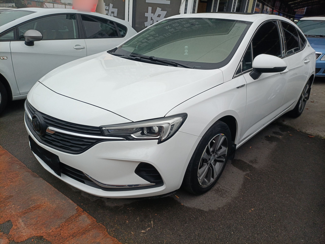 Verano 2020 20T CVT Leading