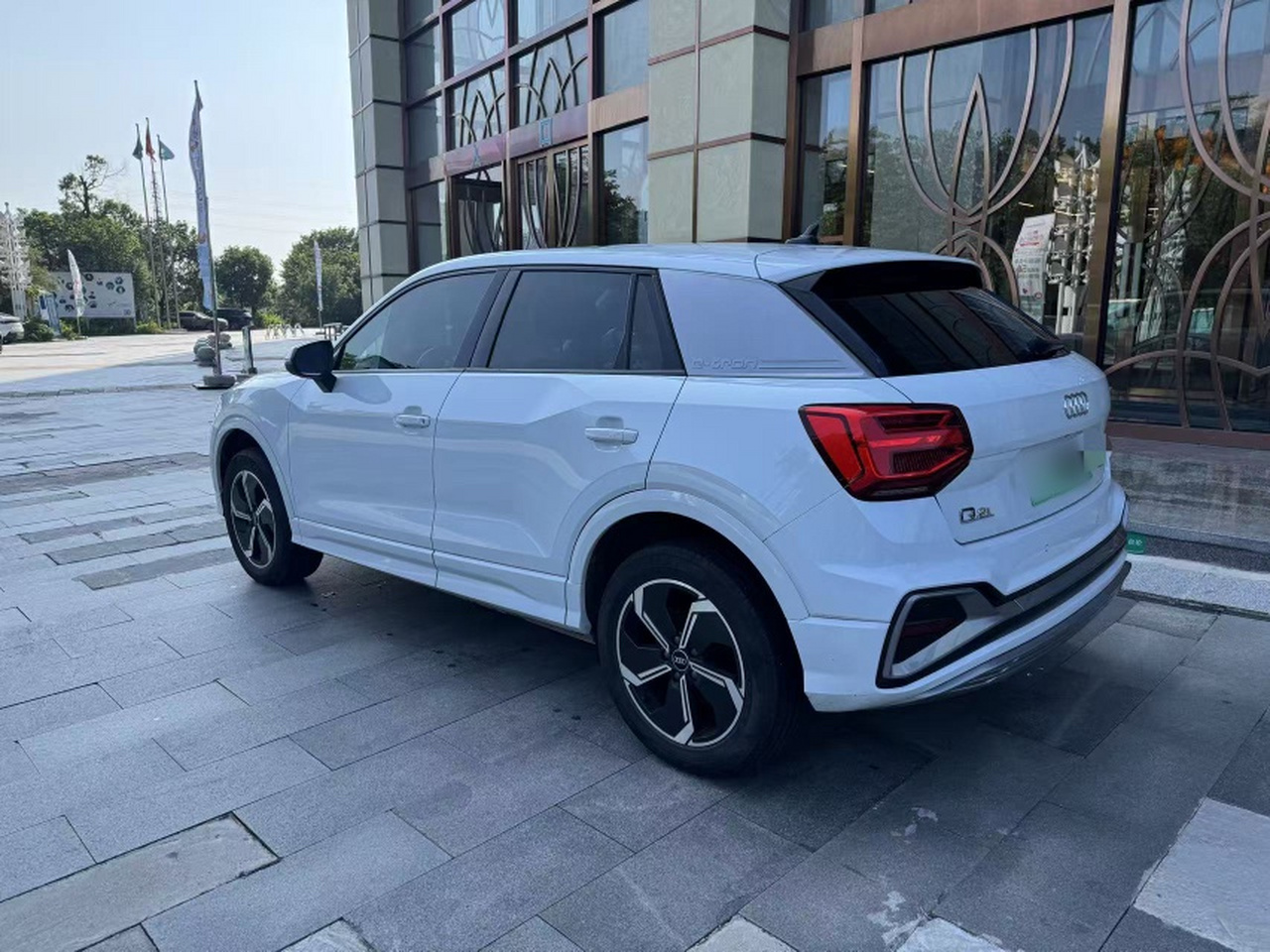 Q2L e-tron 2022 Q2L e-tron EV Smart photo 3