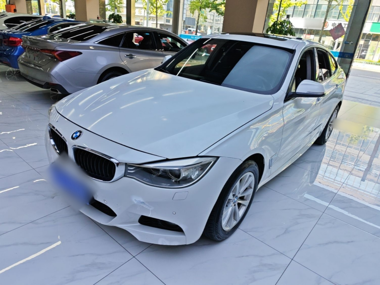 3 SeriesGT 2014 320i Leading