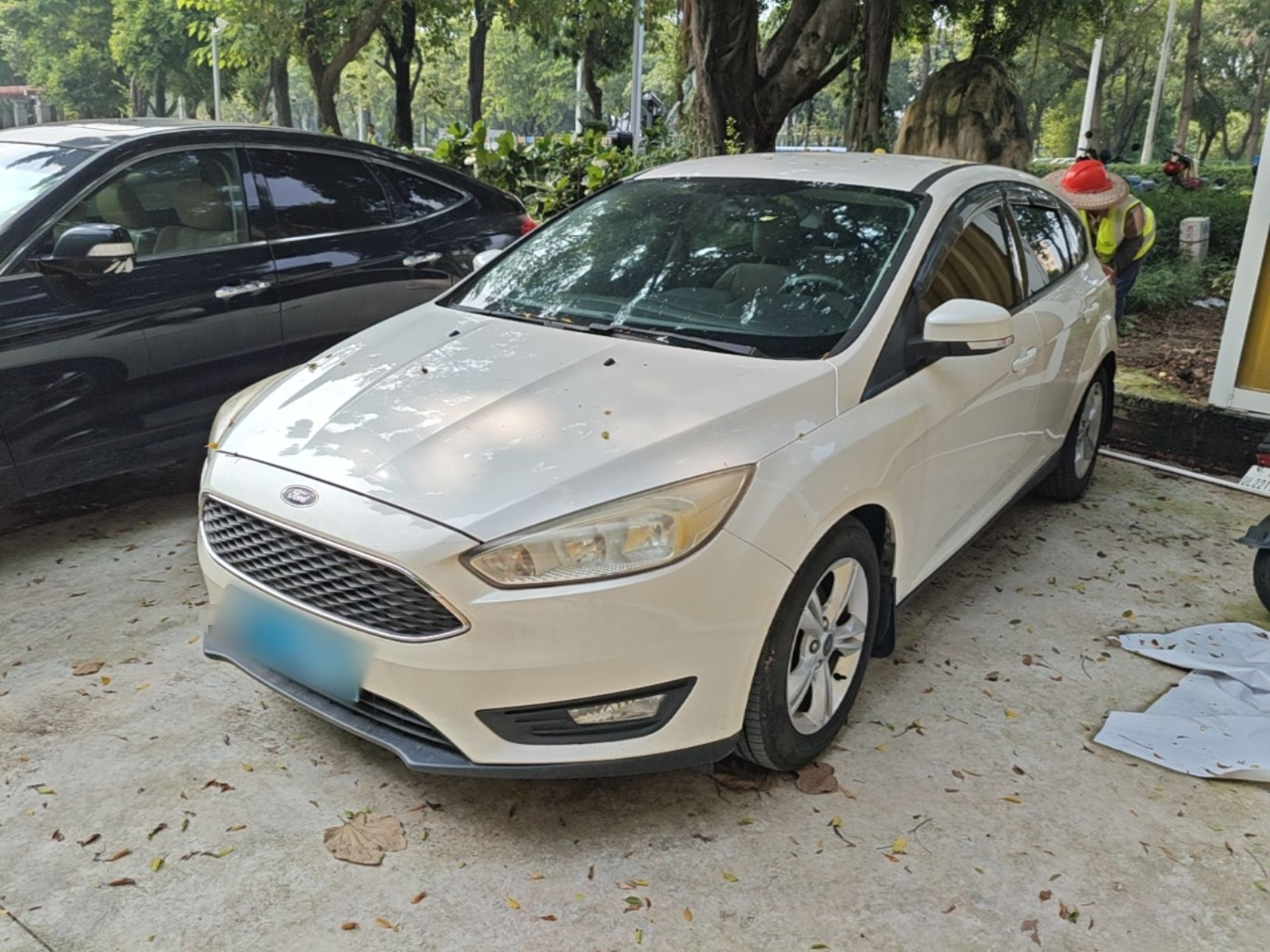 Focus 2015 Hatchback 1.6L AT Comfort