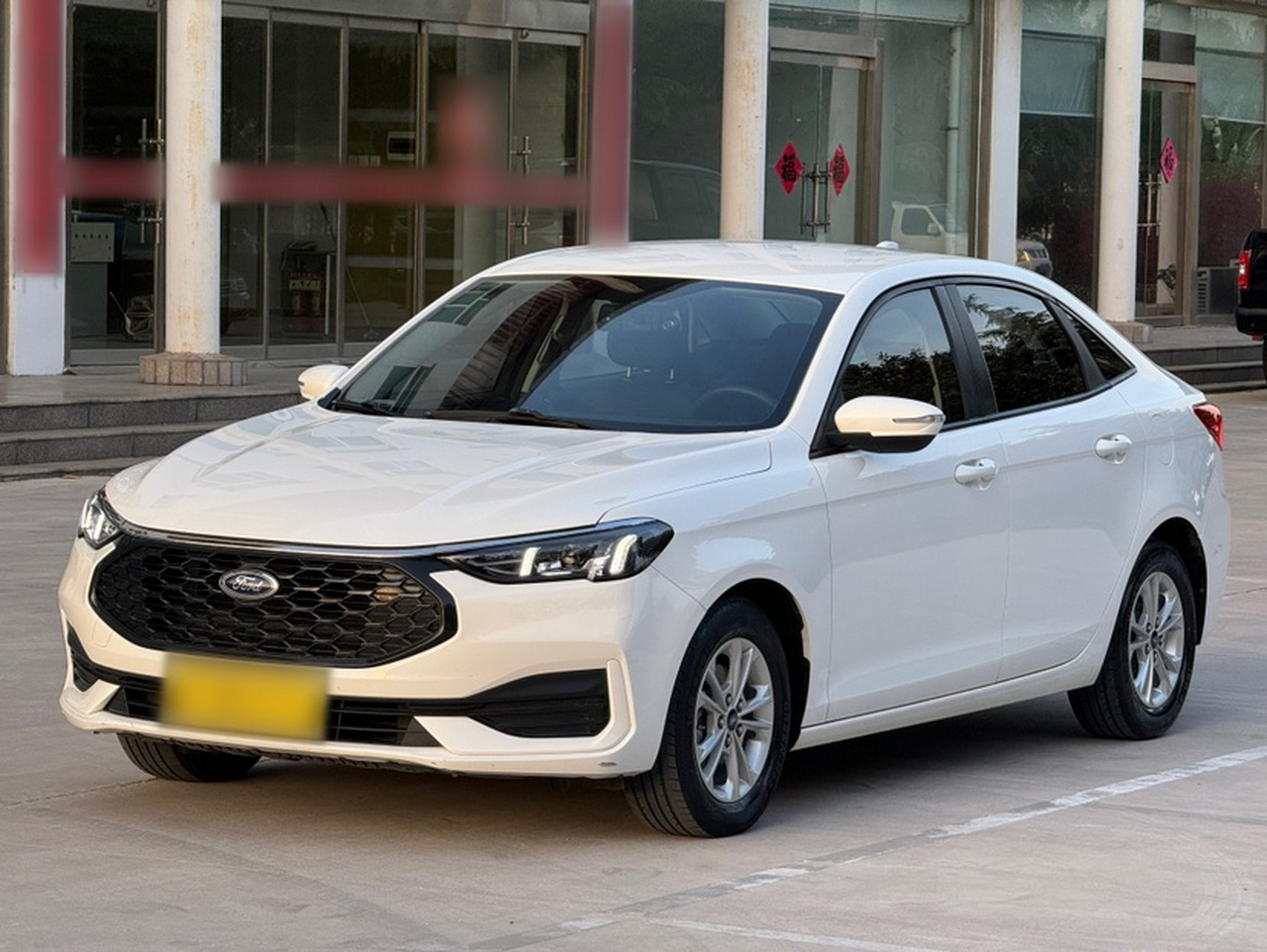 Escort 2021 1.5L AT