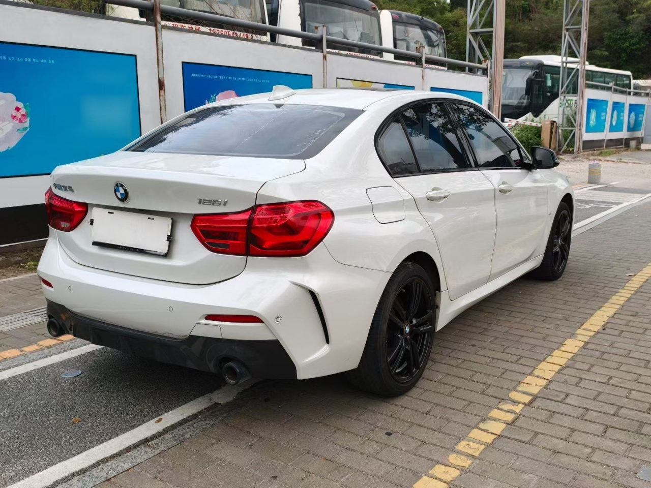 1 Series 2021 125i M Sport photo 4