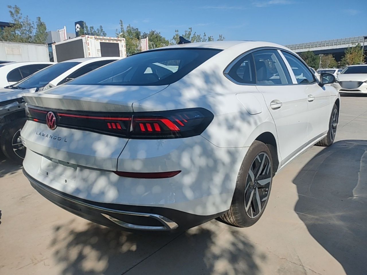 2025 Lamando L 280TSI DSGPLUS photo 4