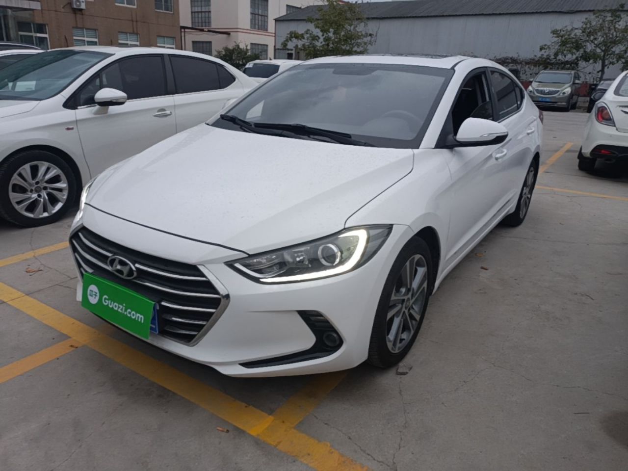 Elantra 2016 1.6L AT Smart Elite