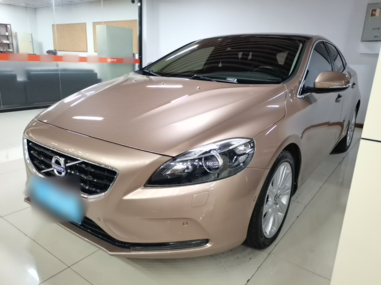 V40 2015 1.6T