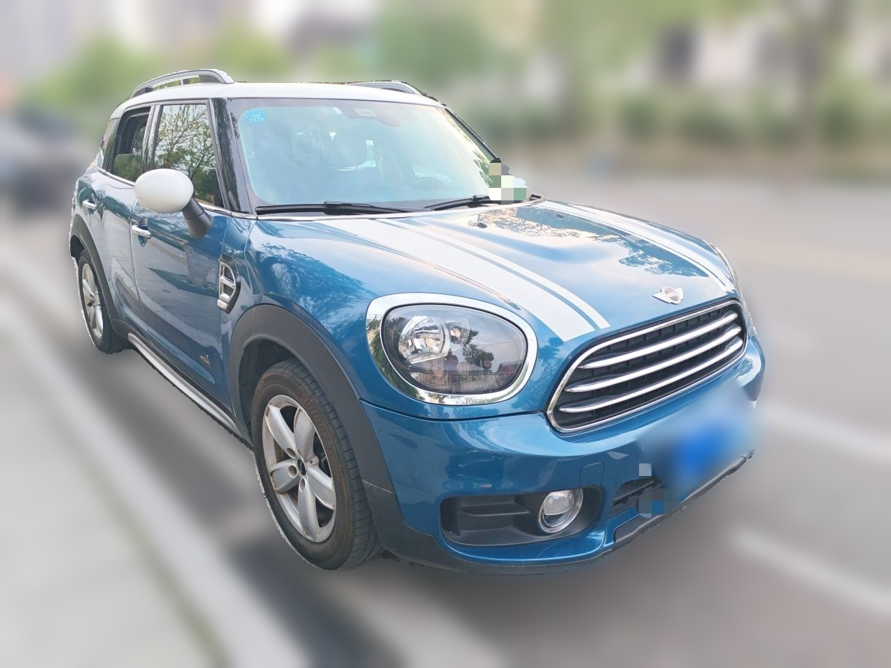 2017 1.5T COOPER ALL4 photo 3