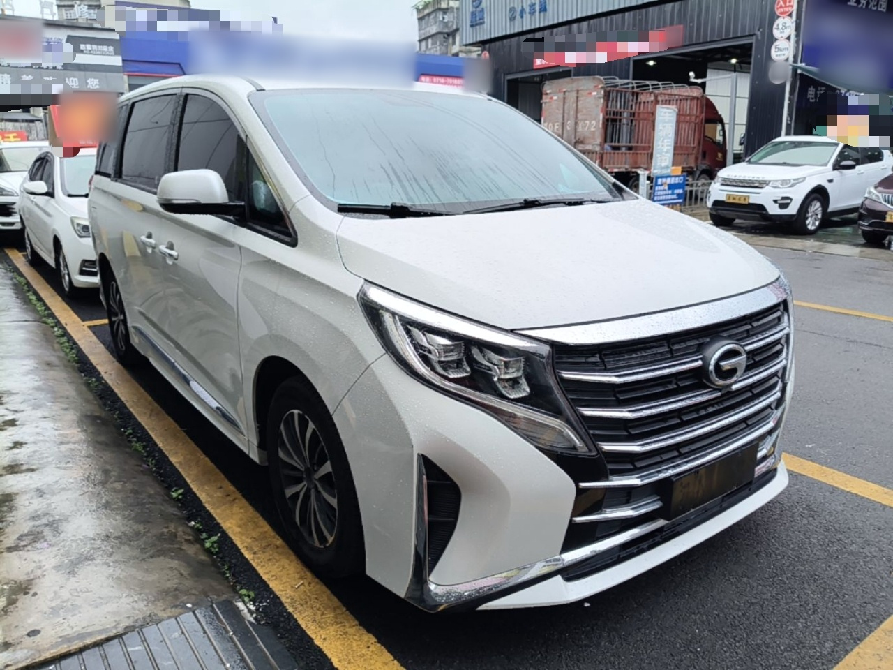 GAC Trumpchi M8 2023 Leading Series 390T Exclusive photo 3