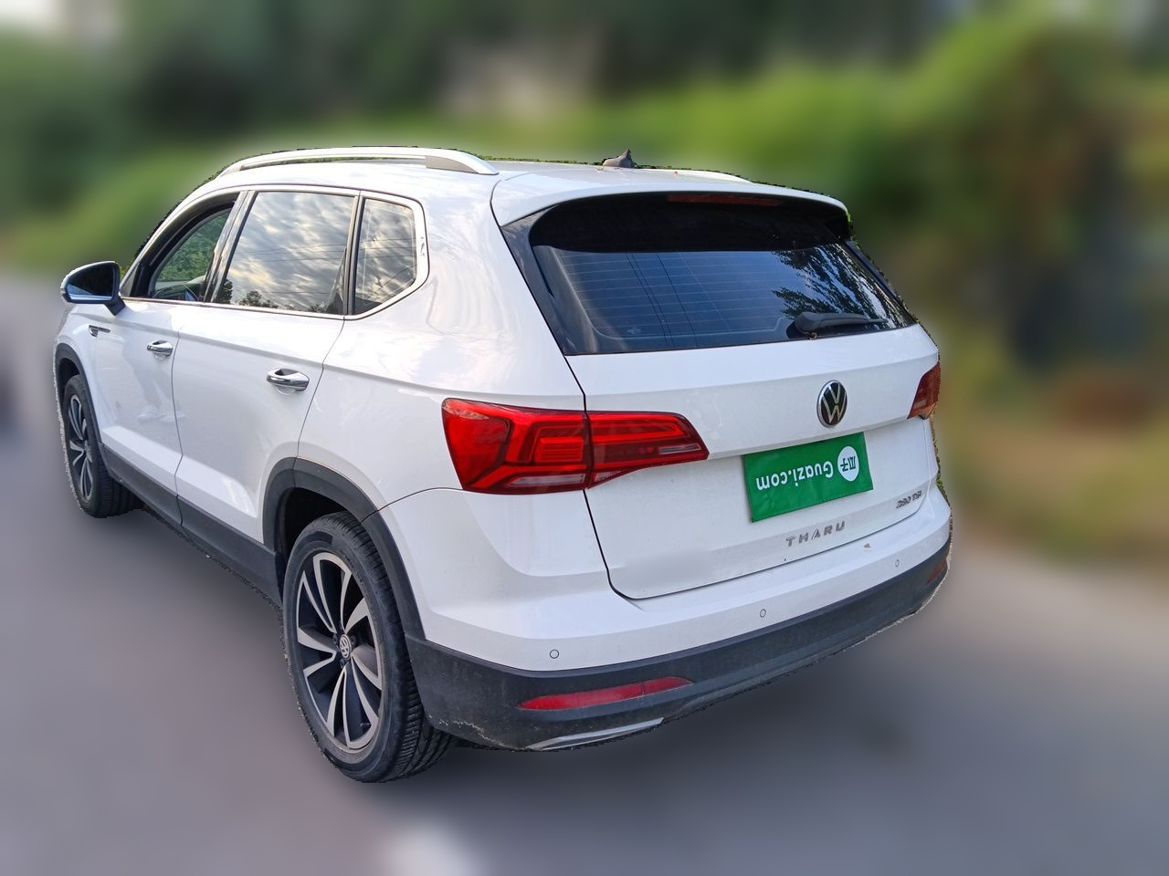 Tharu 2021 280TSI RWD Luxury photo 4
