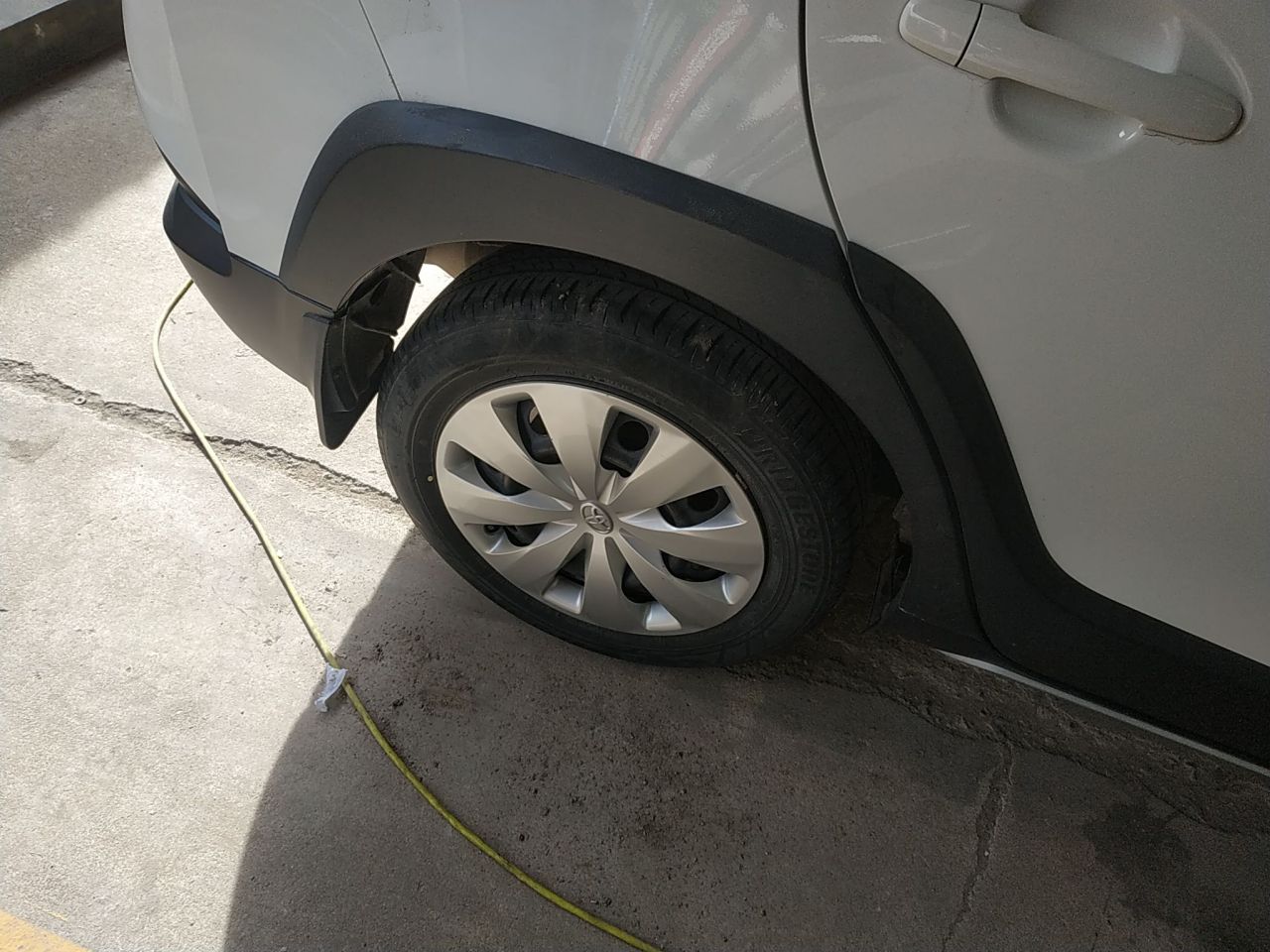 YARiS L 2021 X 1.5L CVT Leading photo 3