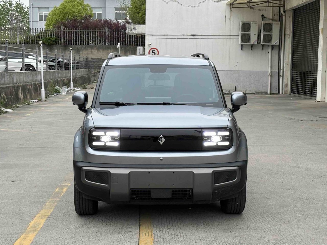 Plus 2026 301km Flagship photo 2