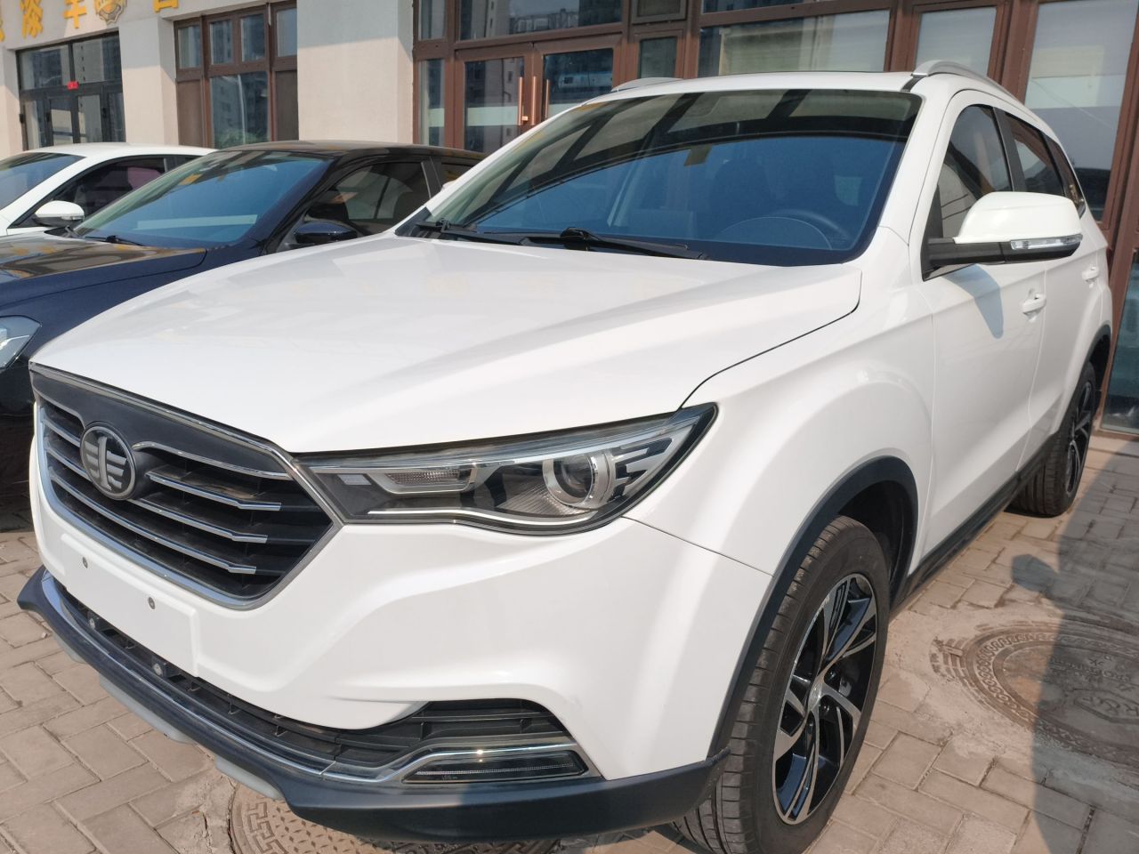 Bestune X40 2019 1.6L MT Luxury China V