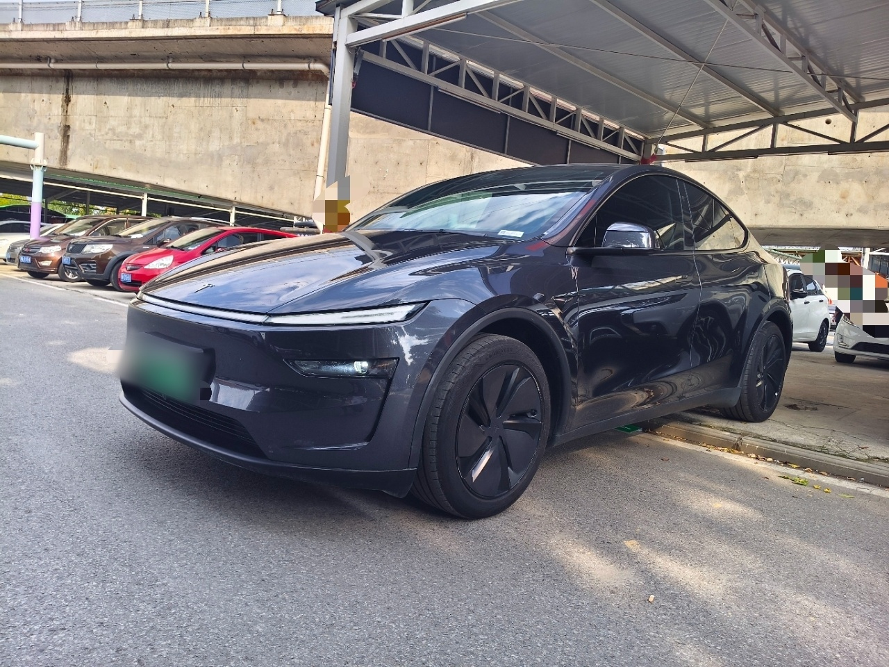 Model Y 2025 RWD
