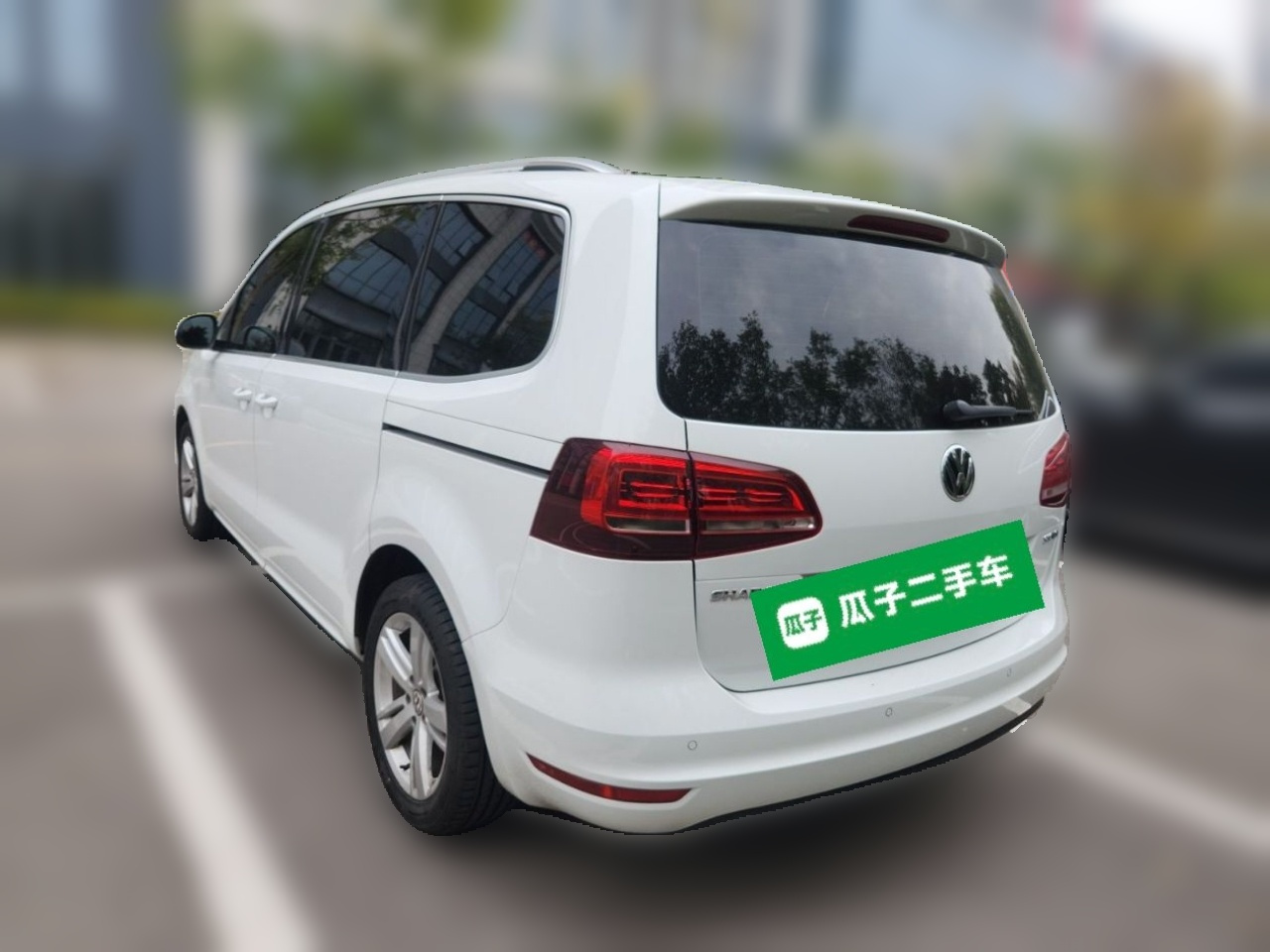 2016 380TSI 7-Seater photo 4