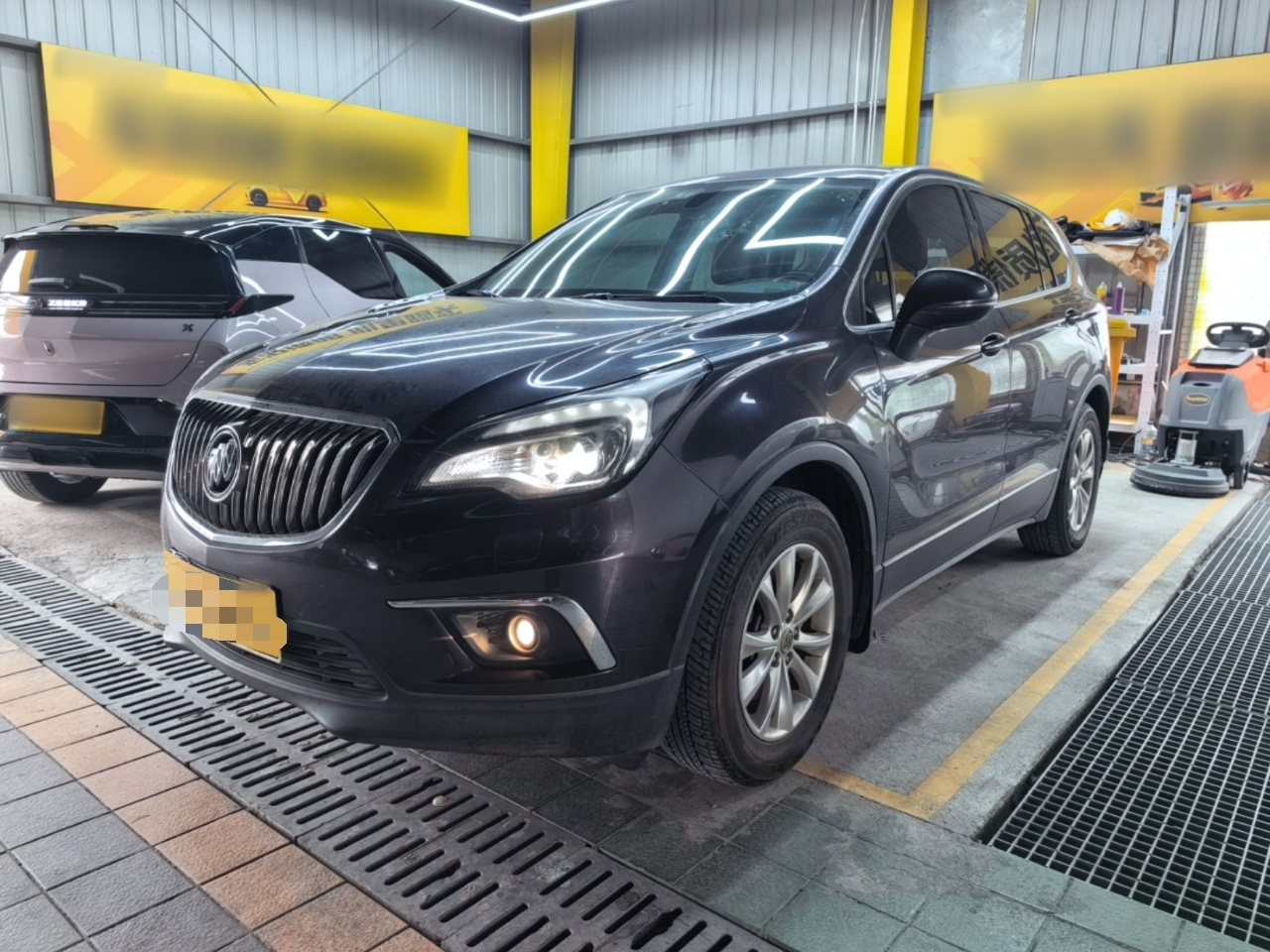 Envision 2017 28T AWD Elite