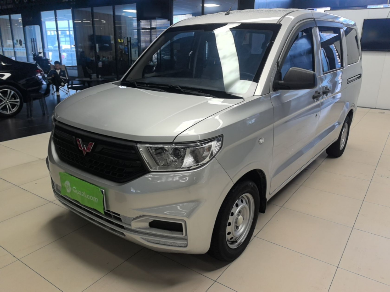 Wuling Hongguang V 2022 1.5L LAR