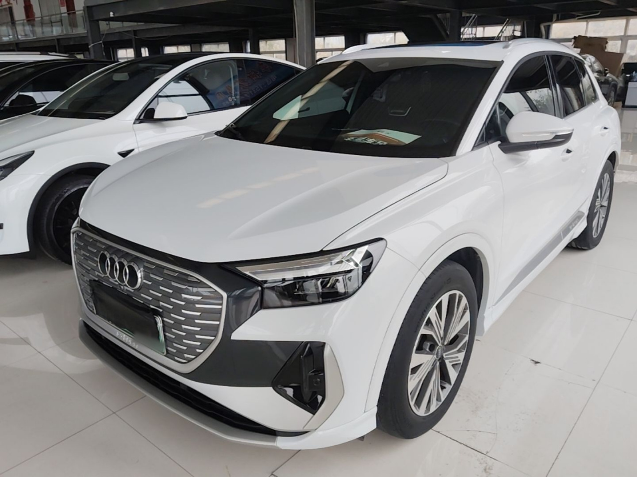 Q4 e-tron 2023 40 e-tron