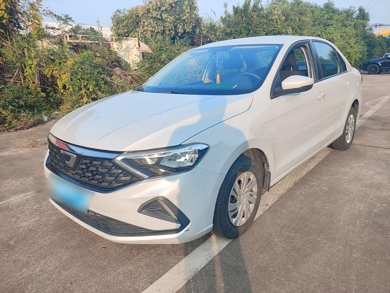 VA3 2019 1.5L MT Progressive